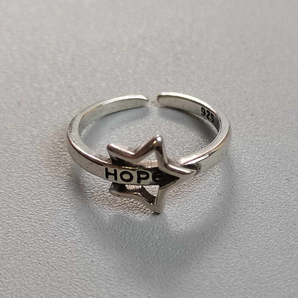 Second-hand women's classic fashion silver ring